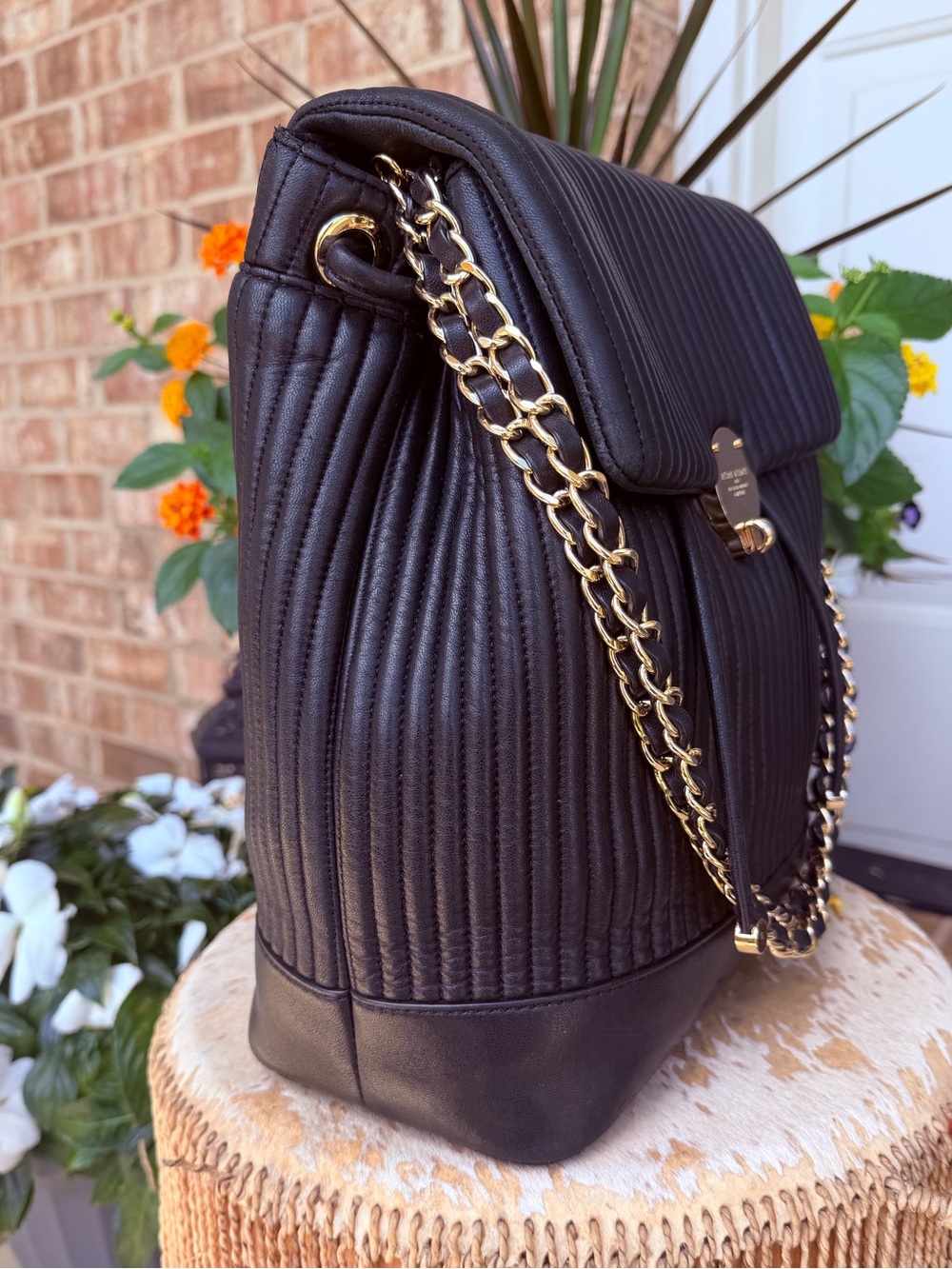 Henri BENDEL No. 7 Quilted Lambskin Leather Convertible Messenger Backpack Bag - Picture 8 of 16